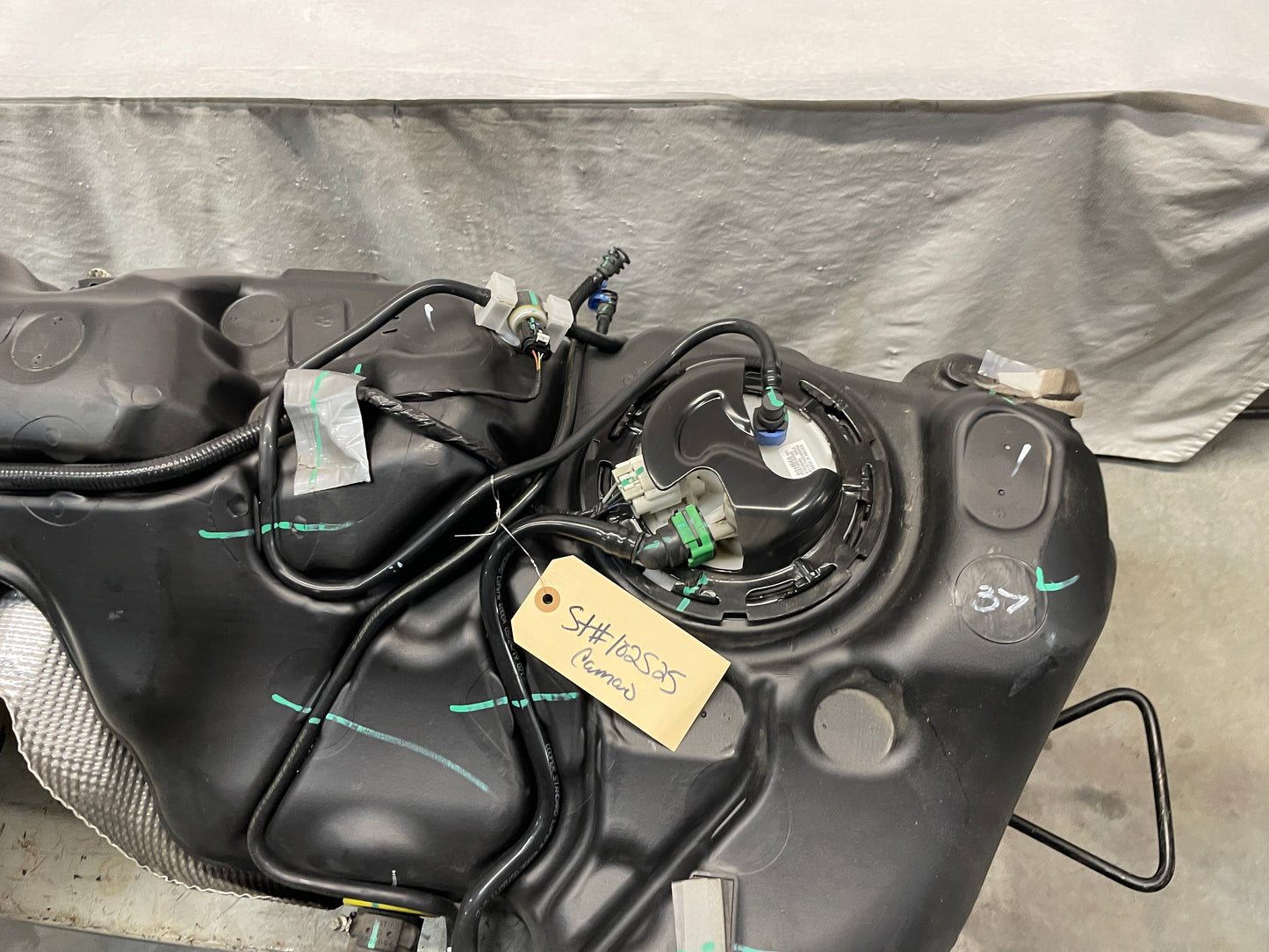 2020 Chevy Camaro SS LZ Fuel Gas Tank - Day's Parts Yard