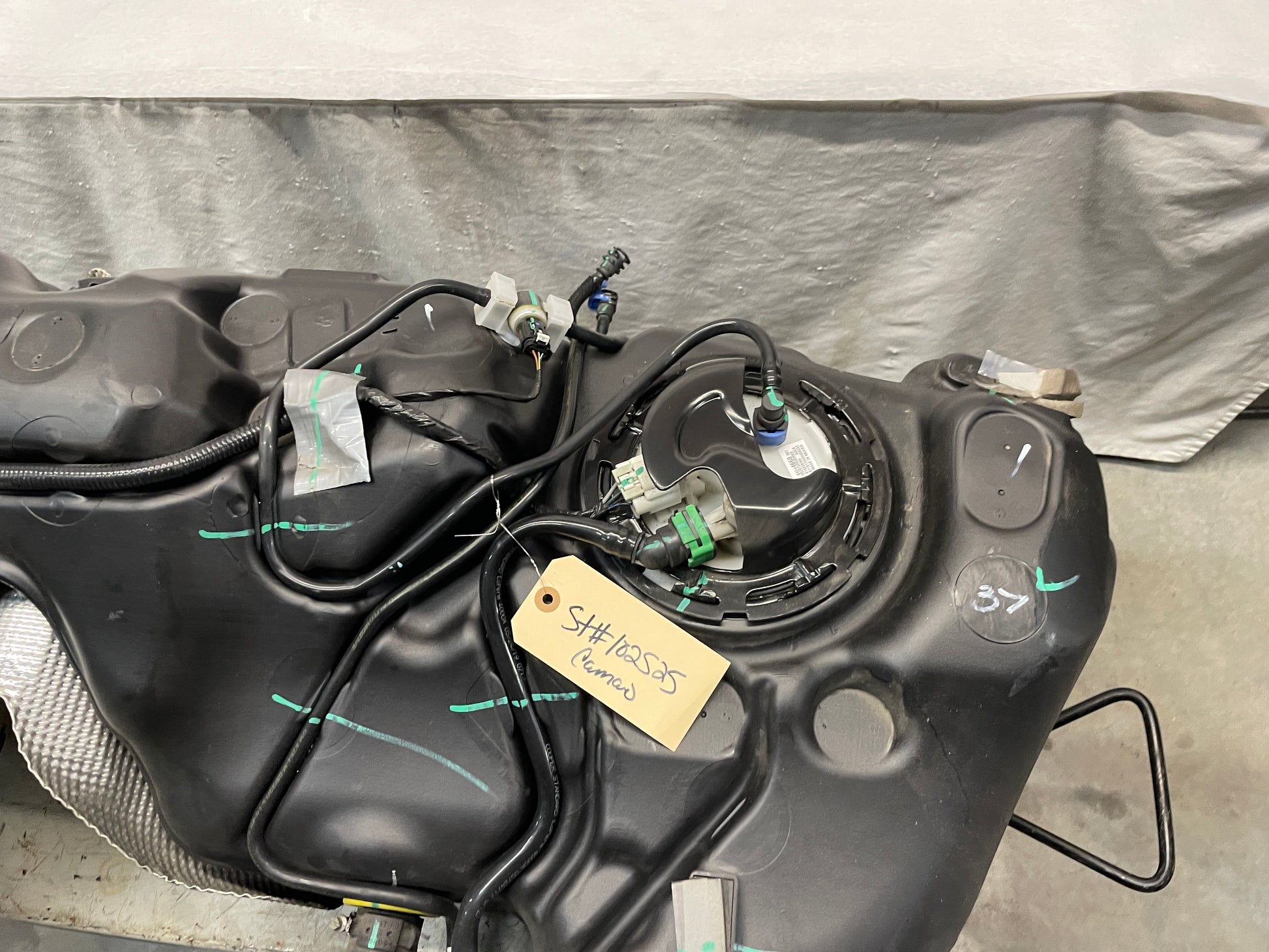 2020 Chevy Camaro SS LZ Fuel Gas Tank - Day's Parts Yard