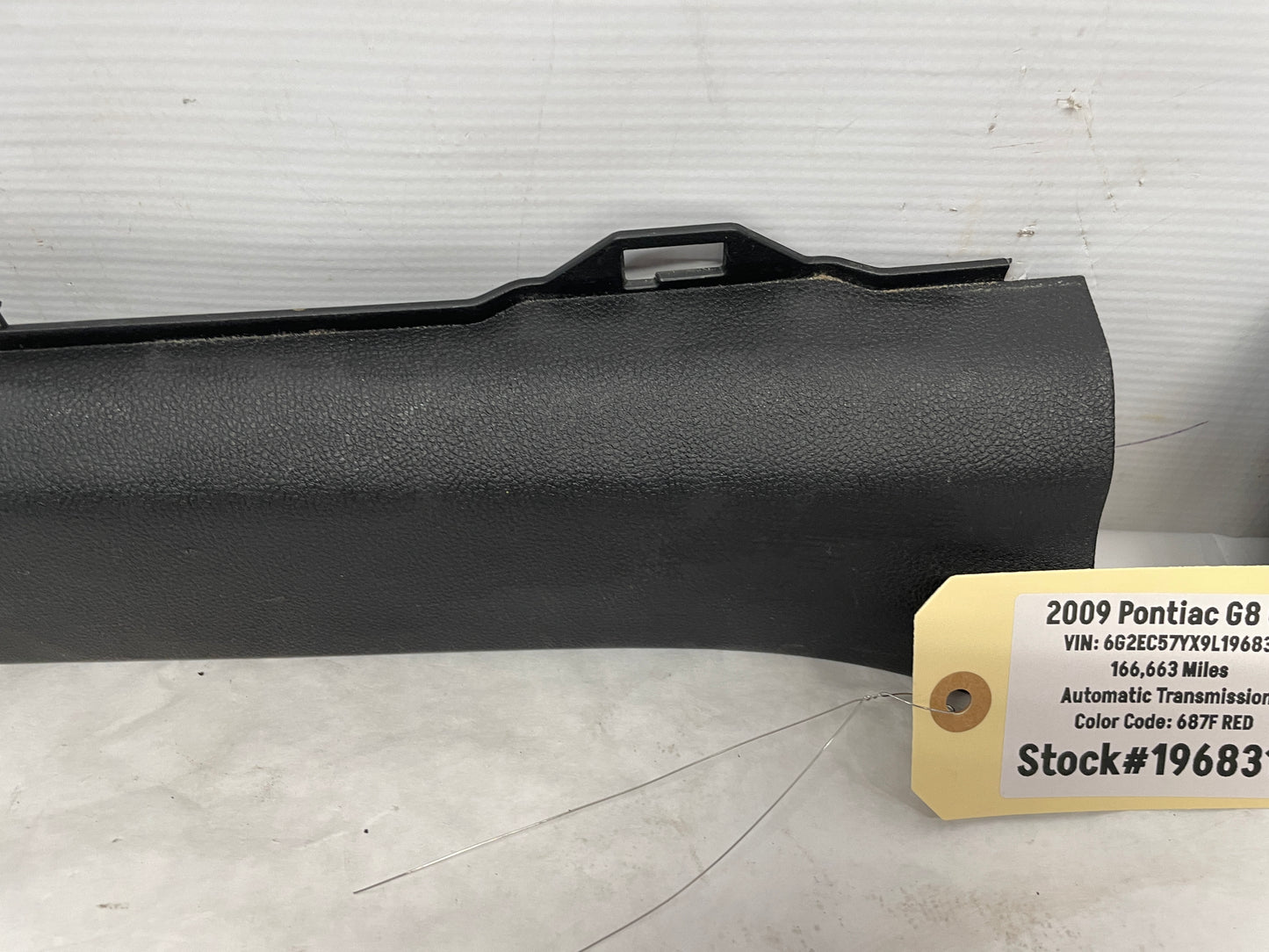 2009 Pontiac G8 GT RH & LH Front Interior Carpet Retainer Sill Plate Panel OEM - Day's Parts Yard