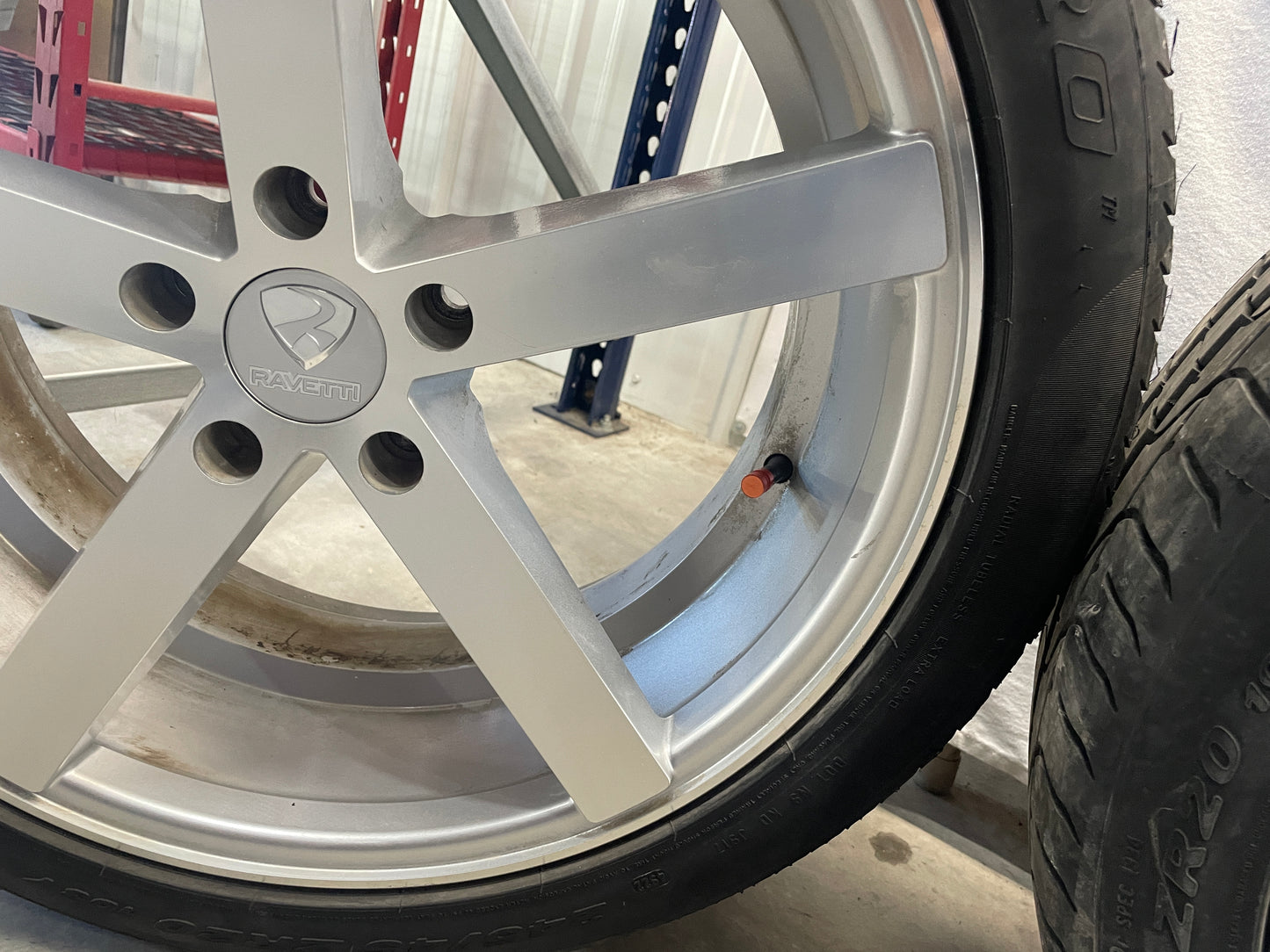2012 Chevy Camaro SS Ravetti M13 Wheel and Tire Set 20X8.5 LOCAL PICK UP - Day's Parts Yard