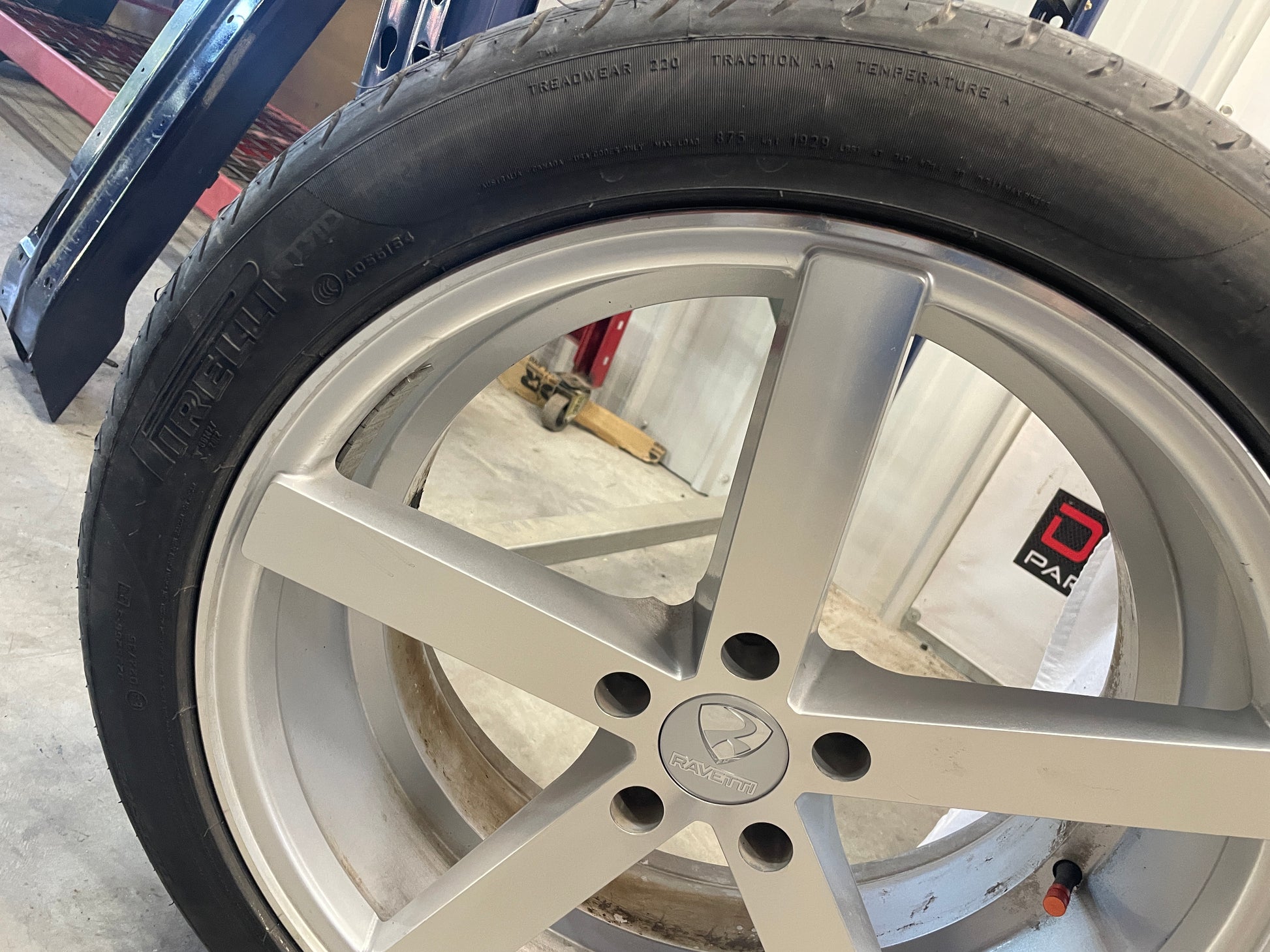 2012 Chevy Camaro SS Ravetti M13 Wheel and Tire Set 20X8.5 LOCAL PICK UP - Day's Parts Yard