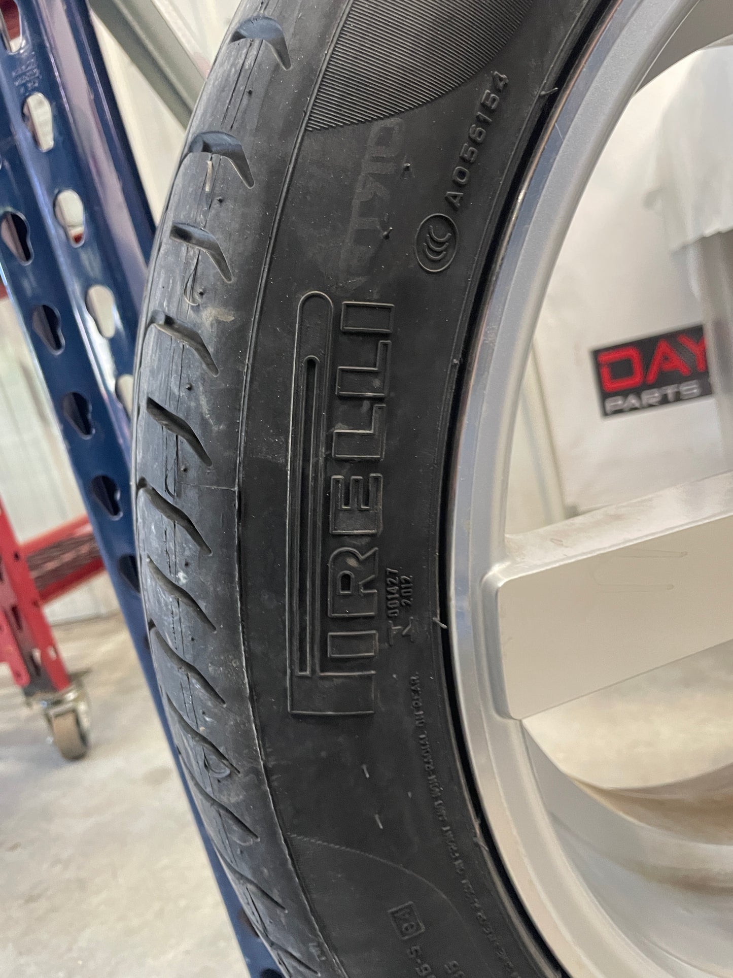 2012 Chevy Camaro SS Ravetti M13 Wheel and Tire Set 20X8.5 LOCAL PICK UP - Day's Parts Yard