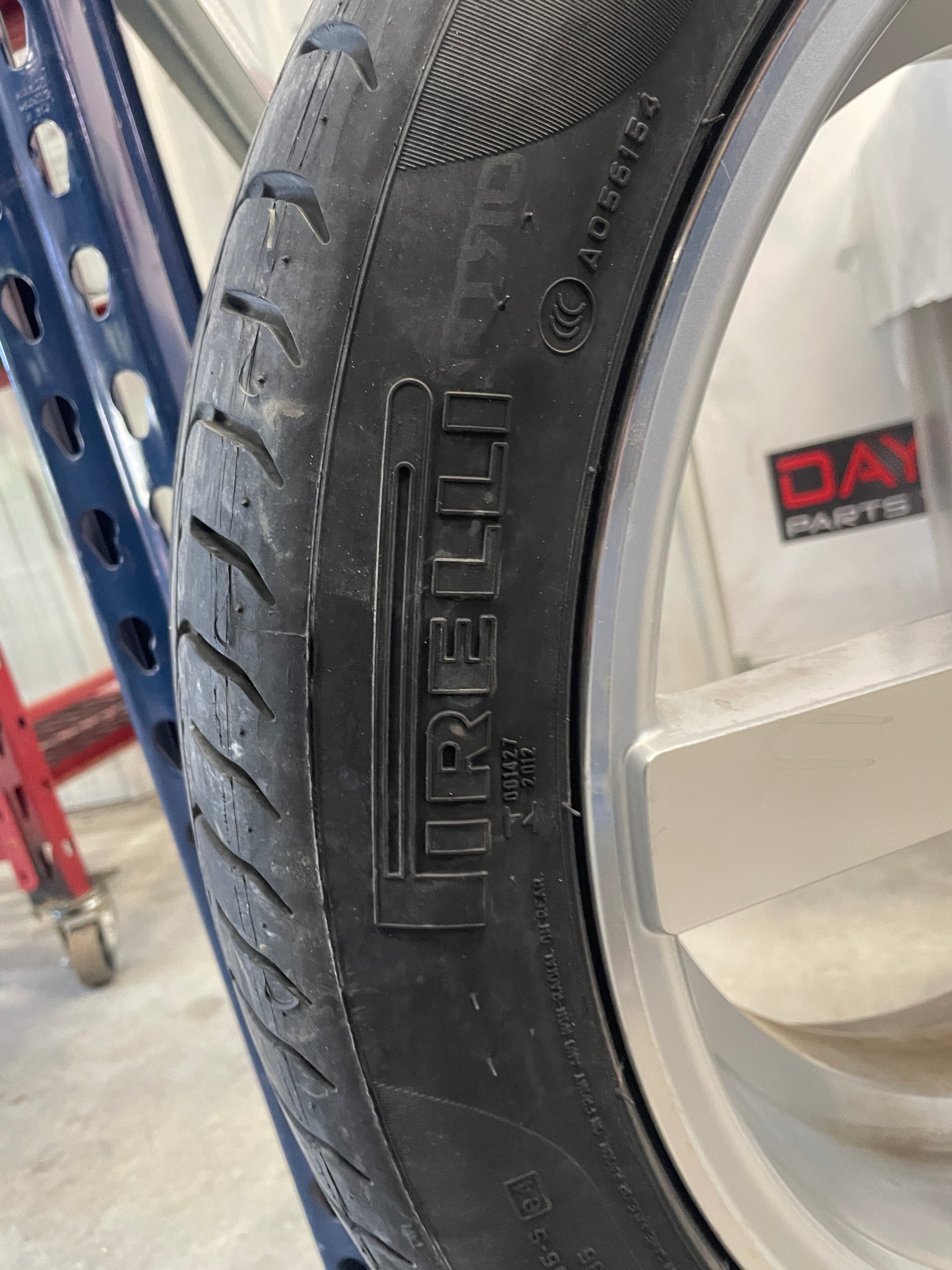 2012 Chevy Camaro SS Ravetti M13 Wheel and Tire Set 20X8.5 LOCAL PICK UP - Day's Parts Yard
