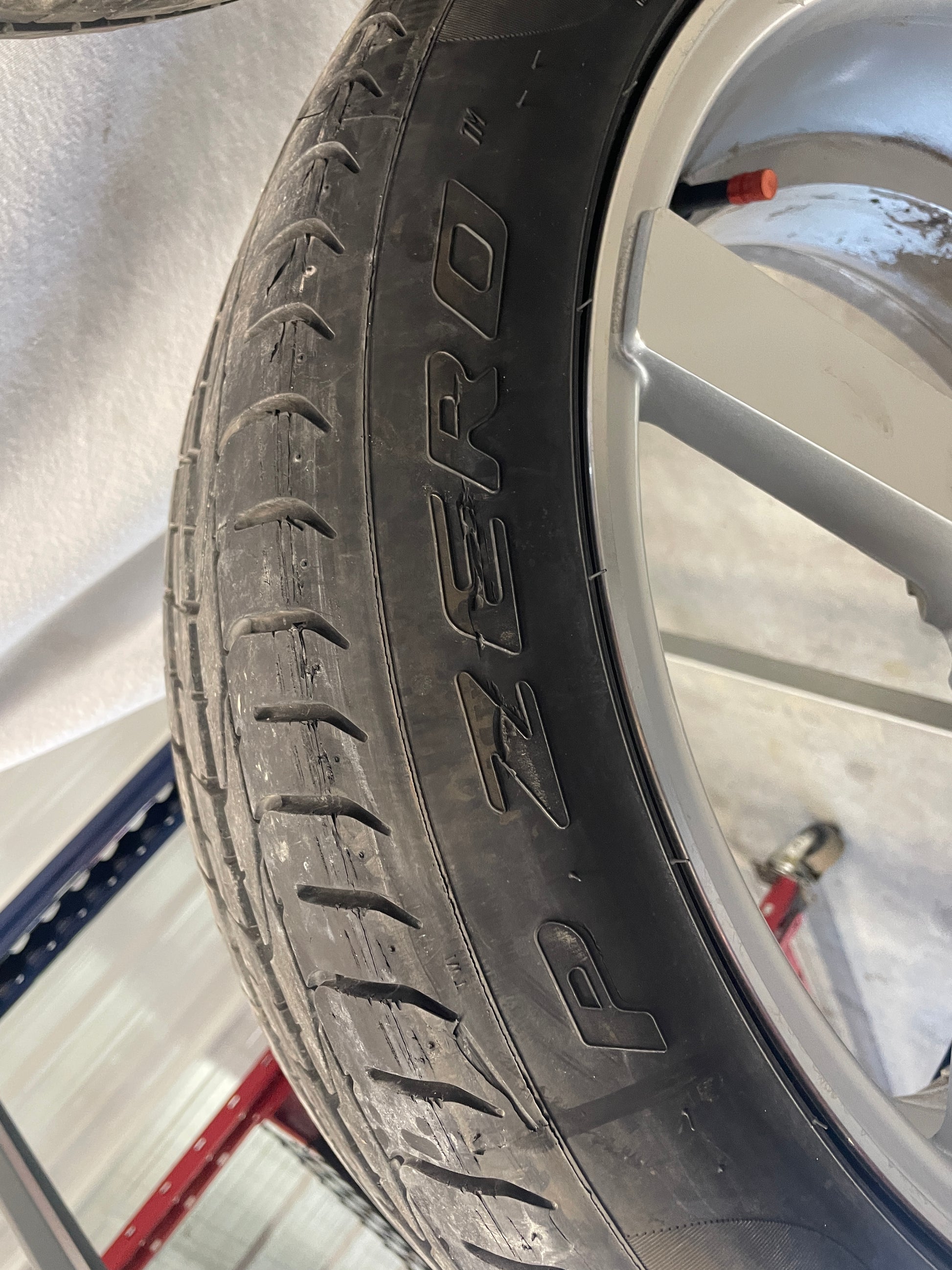 2012 Chevy Camaro SS Ravetti M13 Wheel and Tire Set 20X8.5 LOCAL PICK UP - Day's Parts Yard