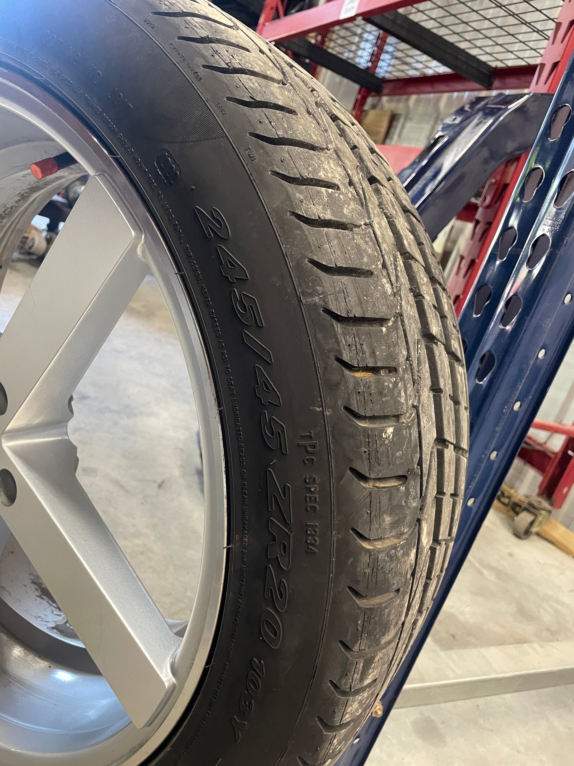 2012 Chevy Camaro SS Ravetti M13 Wheel and Tire Set 20X8.5 LOCAL PICK UP - Day's Parts Yard