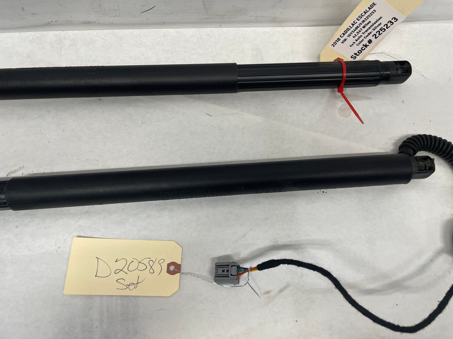 2018 Cadillac Escalade Trunk Hatch Power Assist Lift Struts Shocks OEM