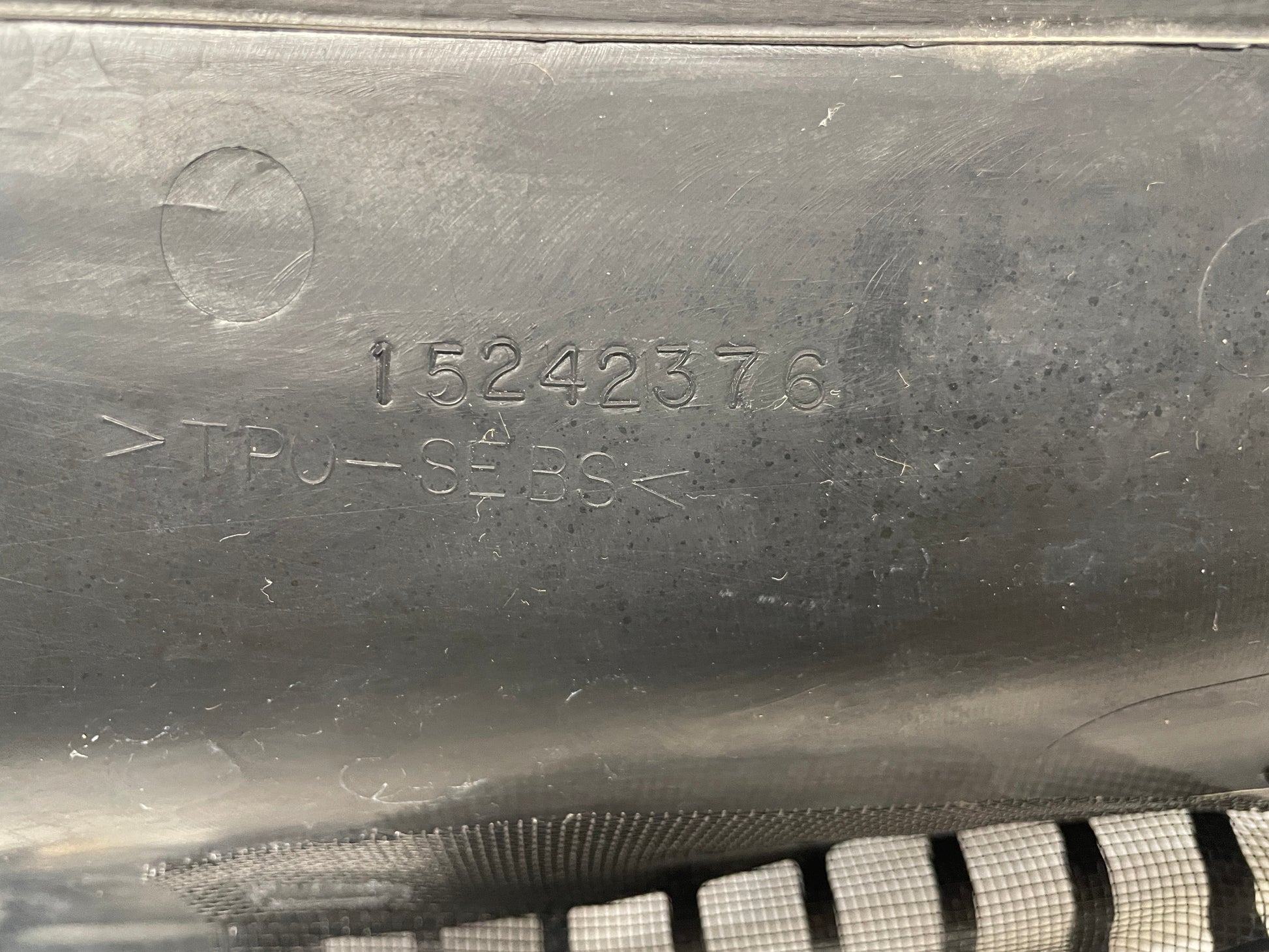 2005 Chevy C6 Corvette Windshield Vent Cowl Grille Trim Panel OEM - Day's Parts Yard