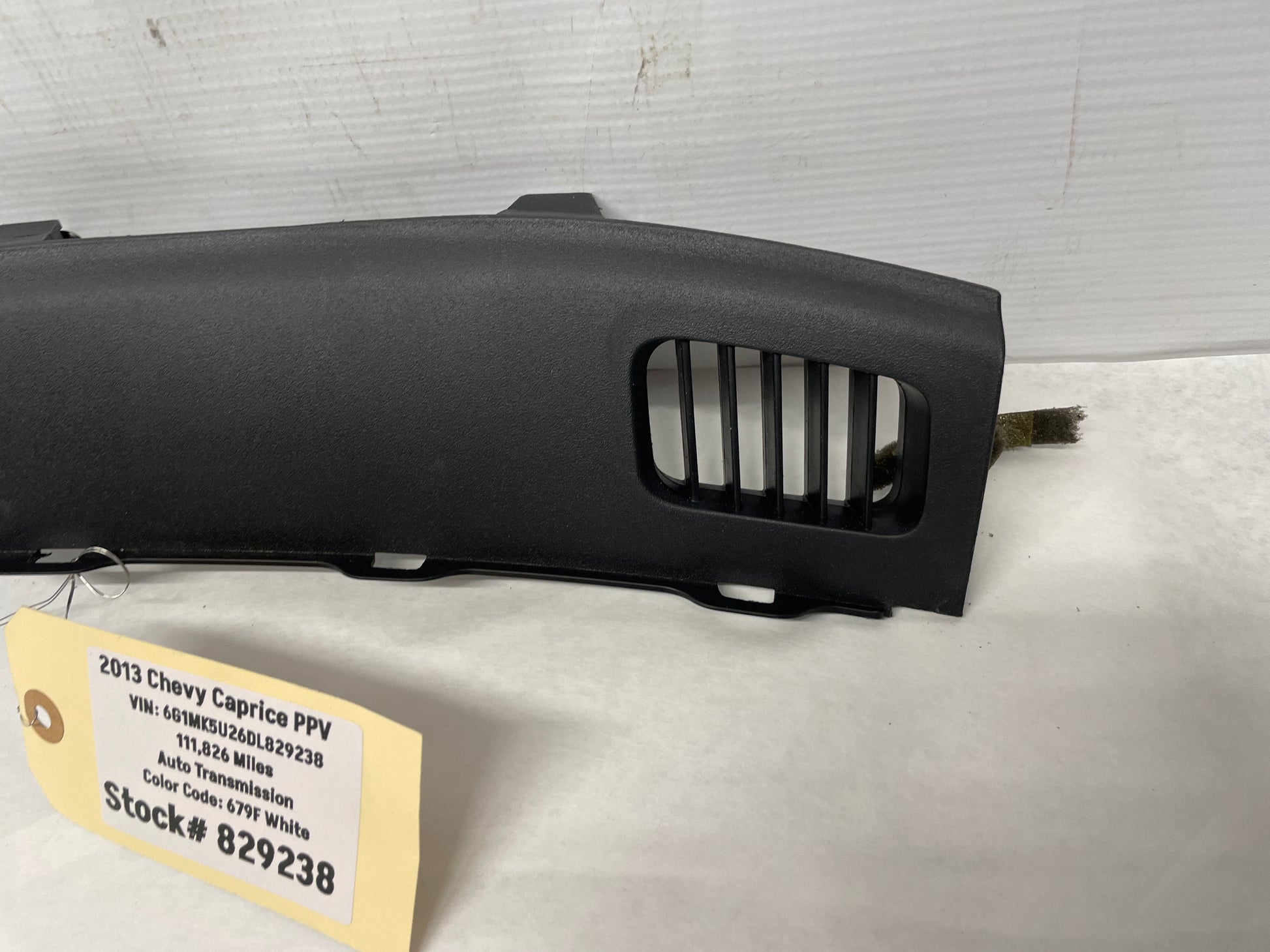 2013 Chevy Caprice PPV LH Driver Dash End Cap Vent Trim OEM - Day's Parts Yard