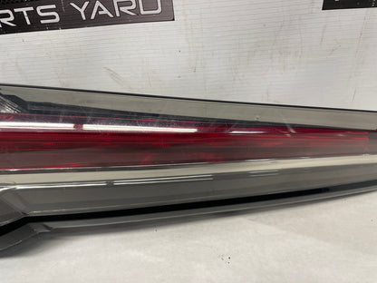 2018 Cadillac Escalade RH Passenger Taillight Tail Light Lamp Assembly OEM
