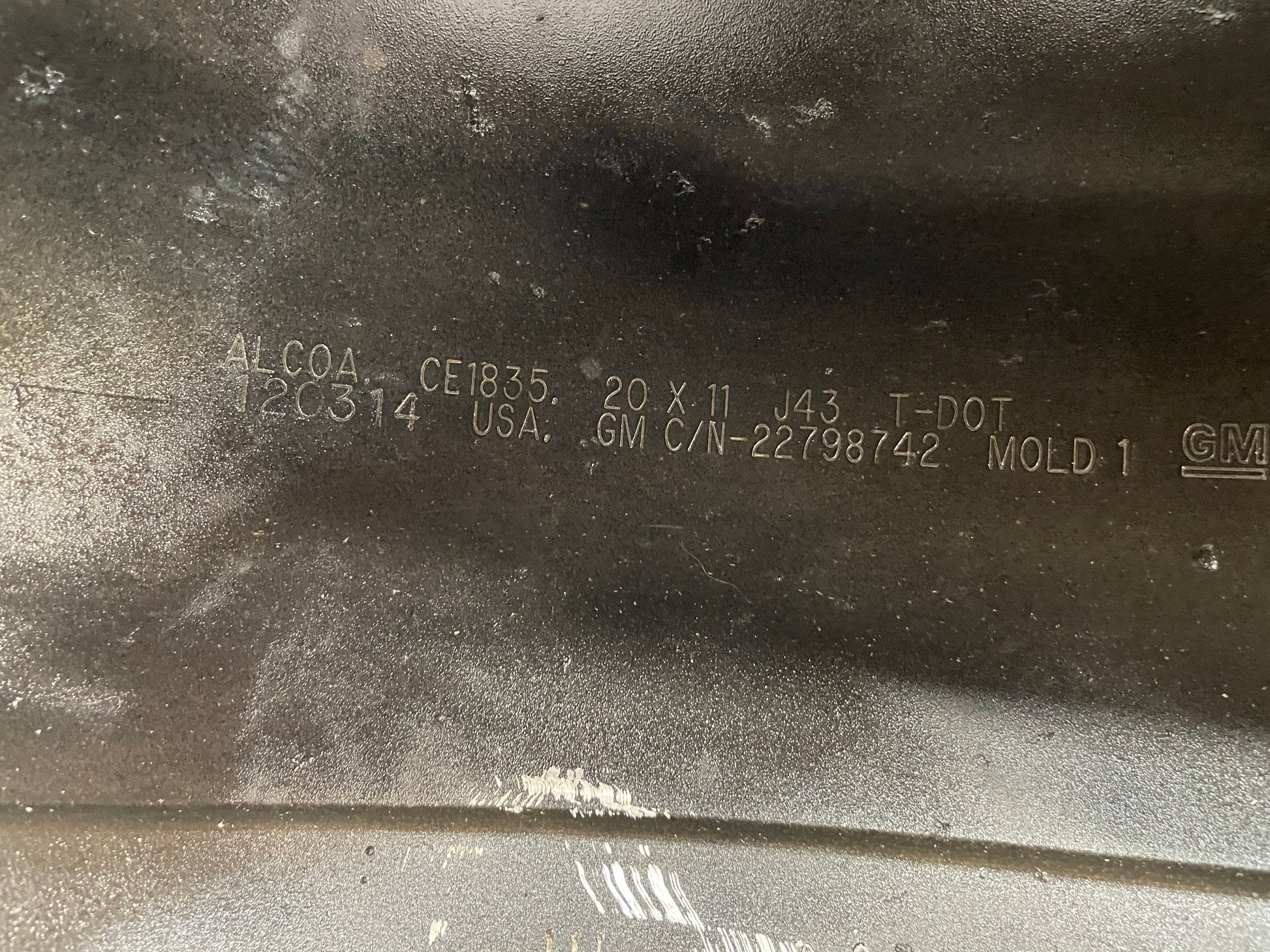 2012 Chevy Camaro ZL1 Factory OEM 20X11 Wheel - Day's Parts Yard