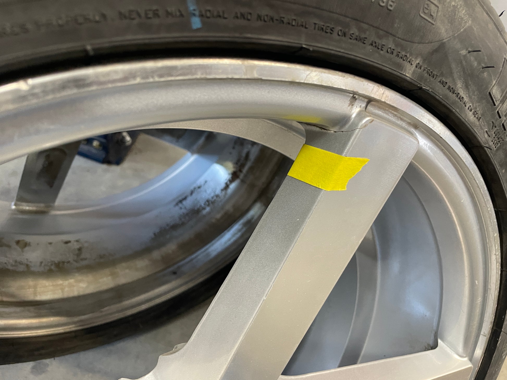 2012 Chevy Camaro SS Ravetti M13 Wheel and Tire Set 20X8.5 LOCAL PICK UP - Day's Parts Yard