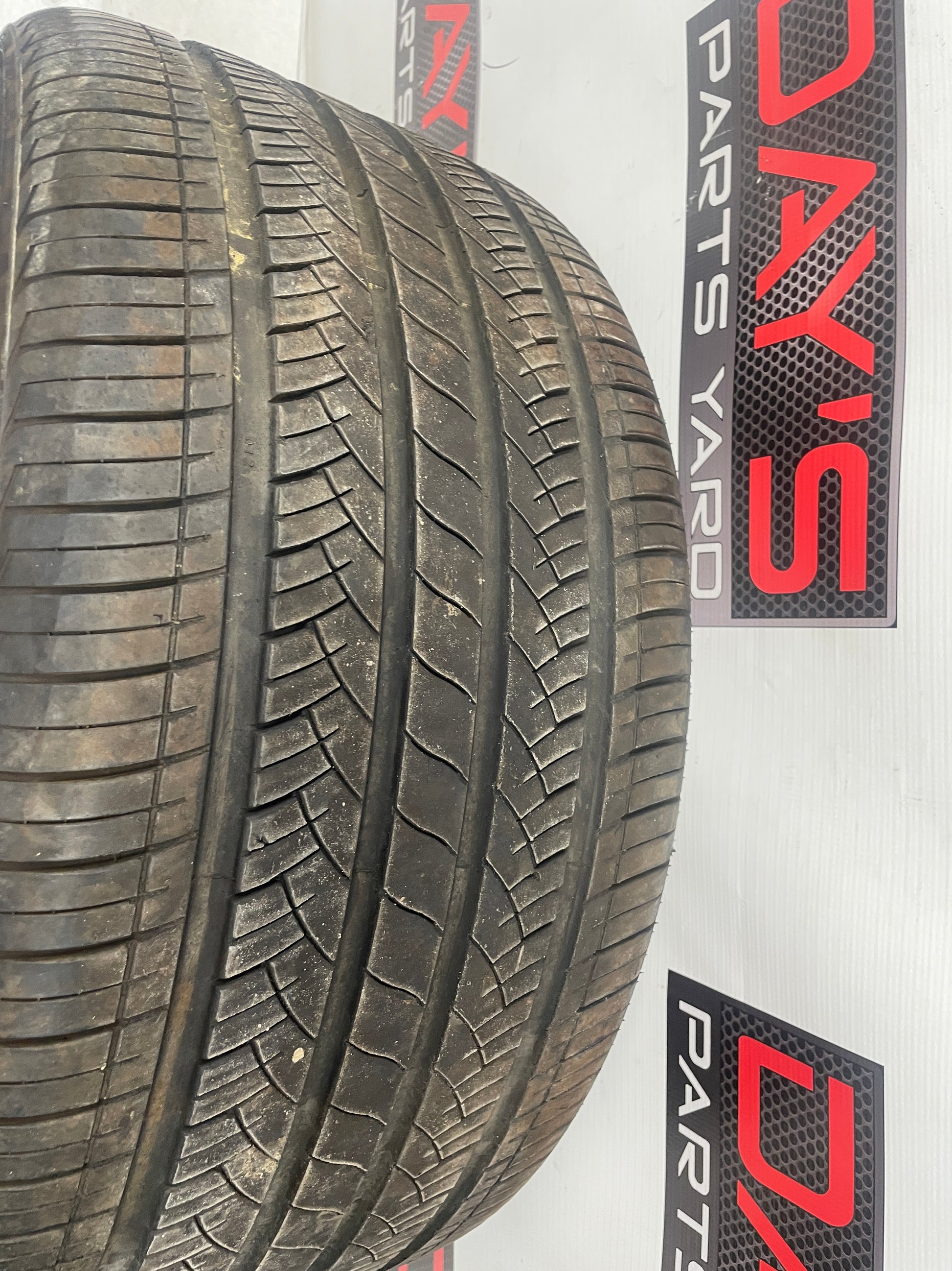 Tire West Lake SA-07 305/35ZR20 - Day's Parts Yard