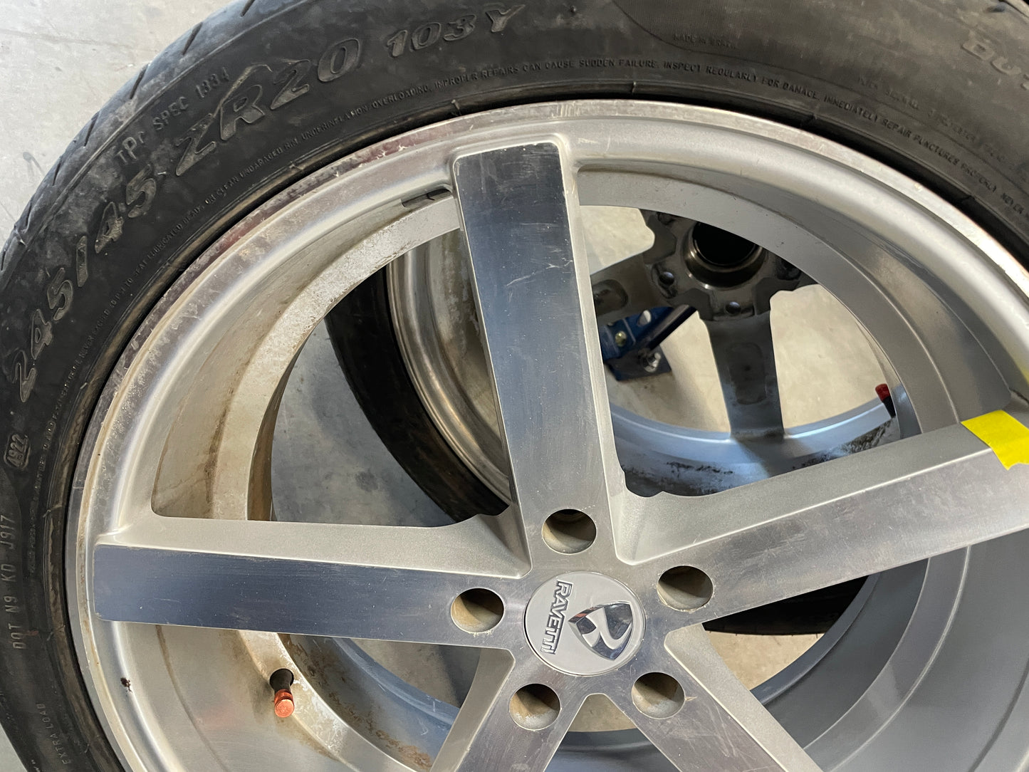 2012 Chevy Camaro SS Ravetti M13 Wheel and Tire Set 20X8.5 LOCAL PICK UP - Day's Parts Yard