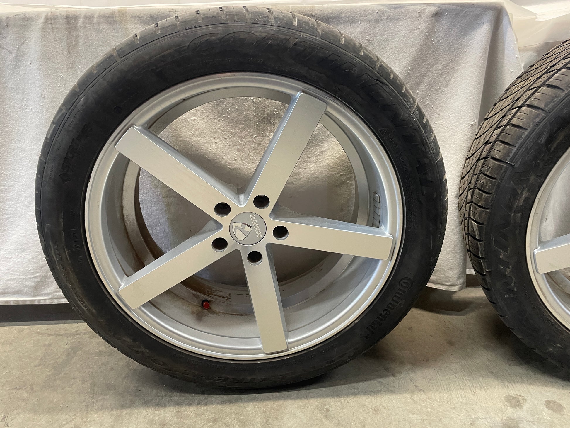 2012 Chevy Camaro SS Ravetti M13 Wheel and Tire Set 20X8.5 LOCAL PICK UP - Day's Parts Yard