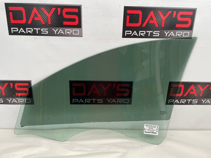 2008 Pontiac G8 GT Front RH Passenger Door Window Glass OEM - Day's Parts Yard