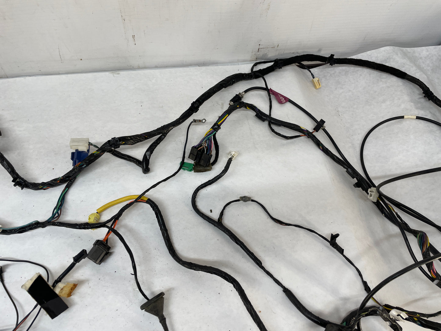 2005 Pontiac GTO Chassis Body Junction Wire Wiring Harness OEM