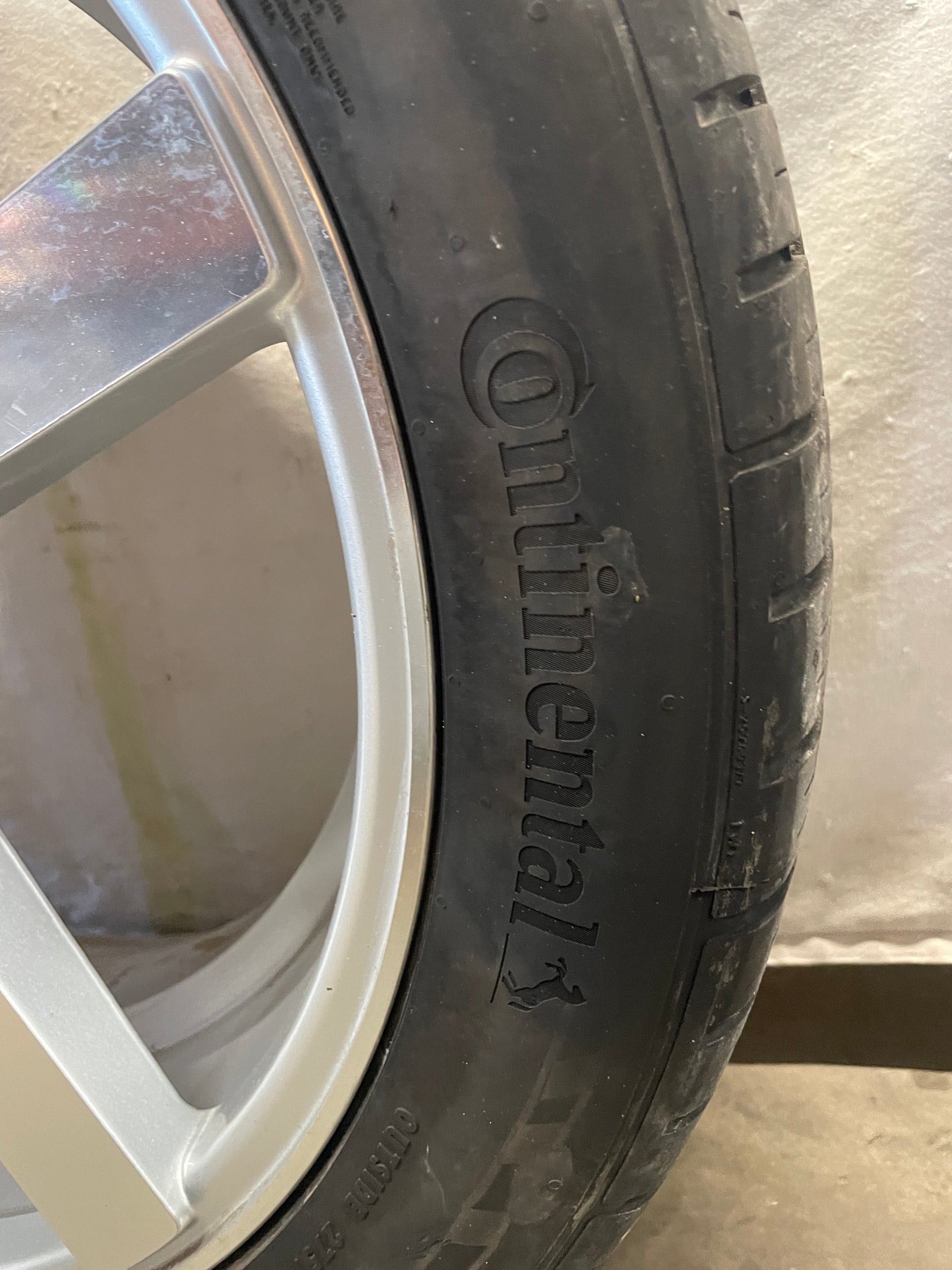 2012 Chevy Camaro SS Ravetti M13 Wheel and Tire Set 20X8.5 LOCAL PICK UP - Day's Parts Yard