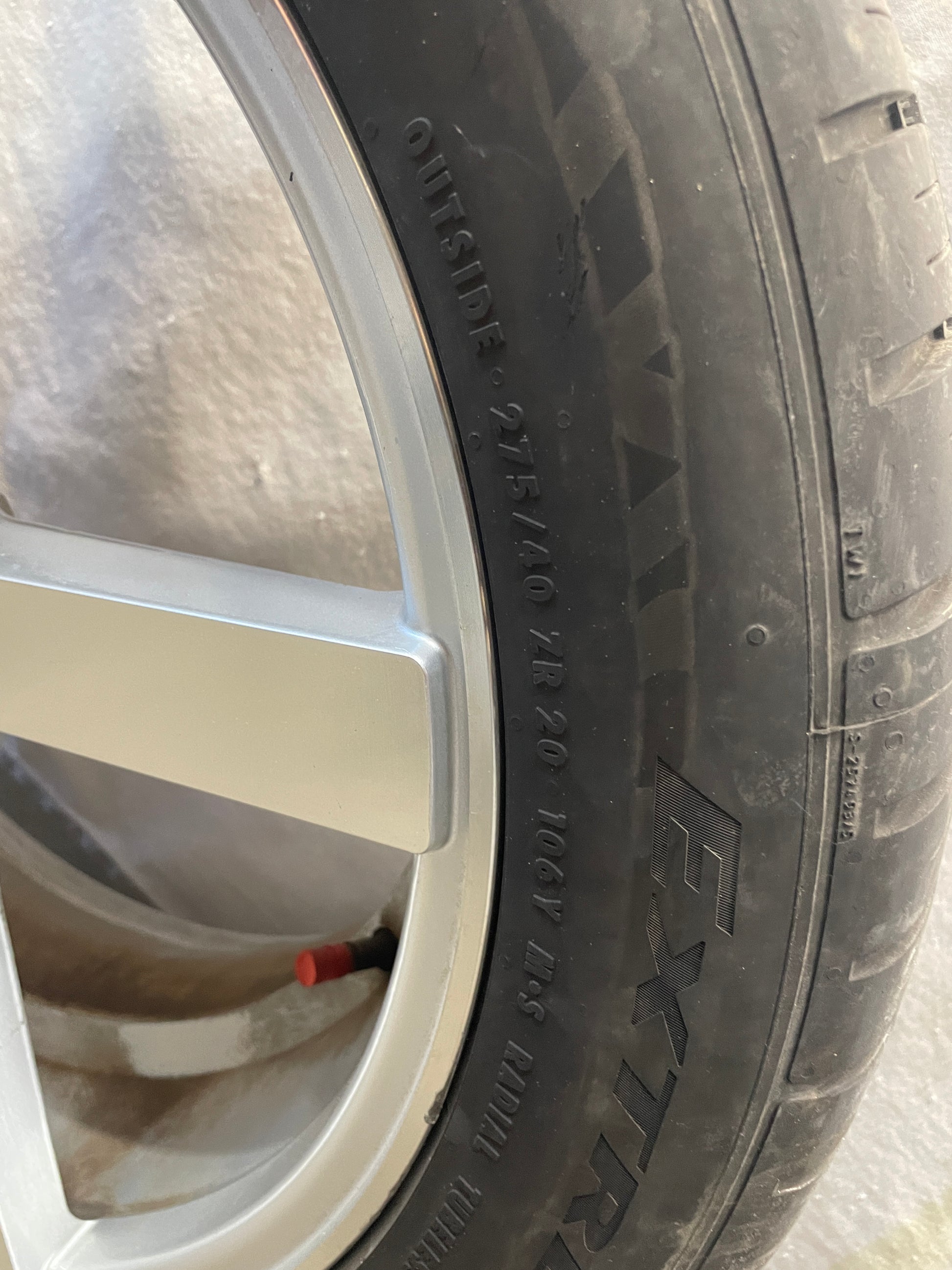 2012 Chevy Camaro SS Ravetti M13 Wheel and Tire Set 20X8.5 LOCAL PICK UP - Day's Parts Yard
