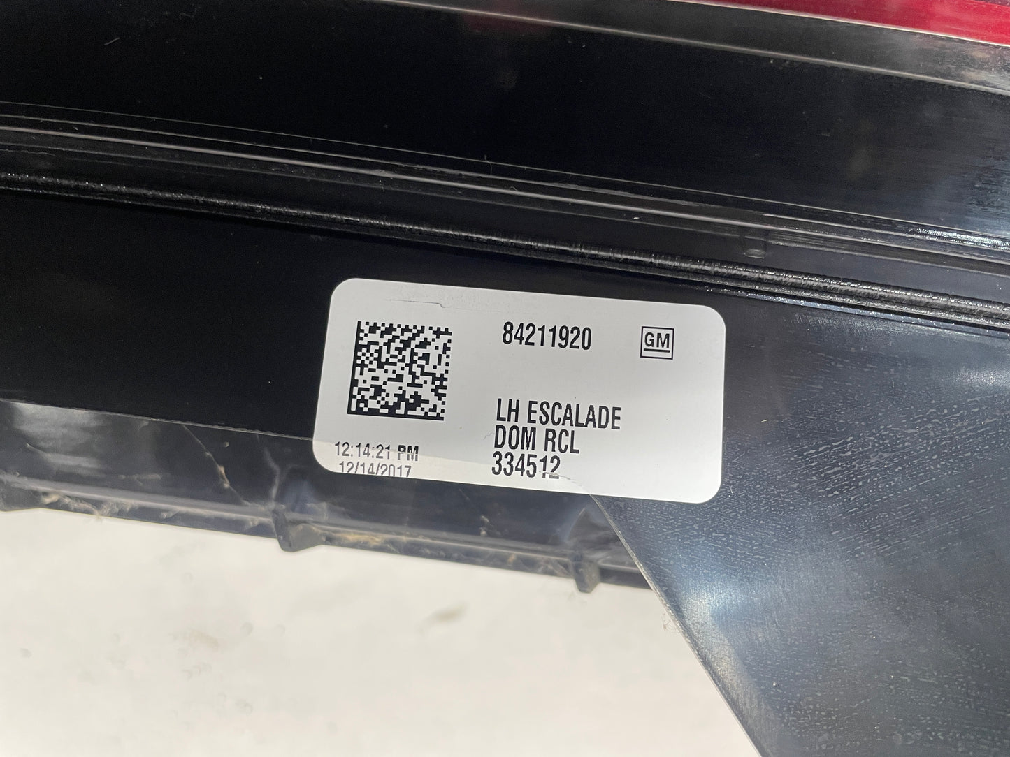2018 Cadillac Escalade LH Driver Tailight Tail Light Lamp Assembly OEM