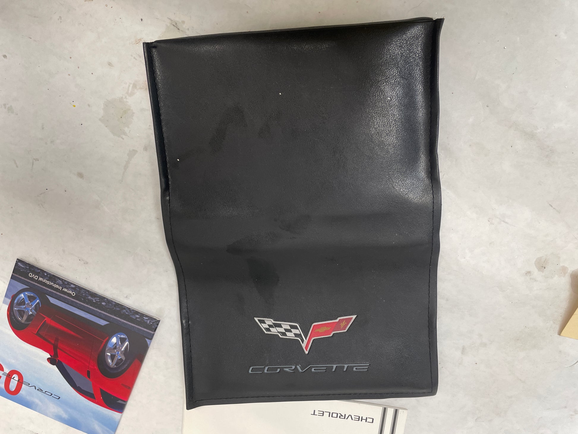 2005 Chevy C6 Corvette Owners Manual Book OEM - Day's Parts Yard