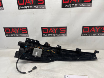 2018 Cadillac Escalade LH Driver Tailight Tail Light Lamp Assembly OEM