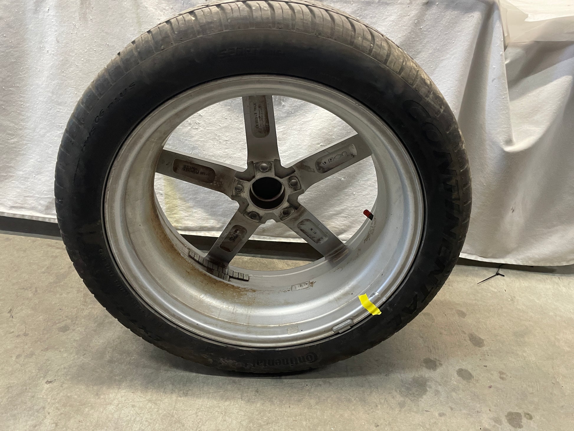 2012 Chevy Camaro SS Ravetti M13 Wheel and Tire Set 20X8.5 LOCAL PICK UP - Day's Parts Yard