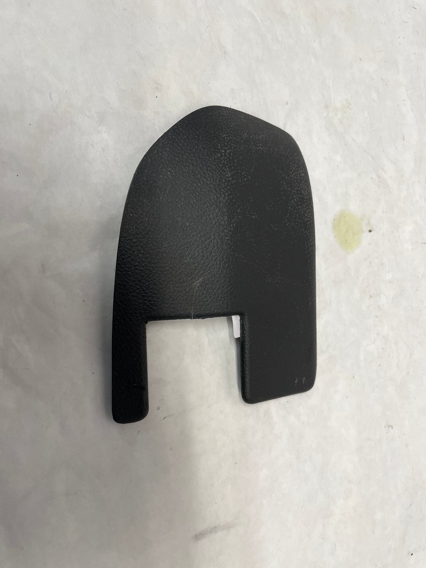 2009 Pontiac G8 GT RH Passenger Front Seat Track Inner Plastic Trim Cover OEM - Day's Parts Yard