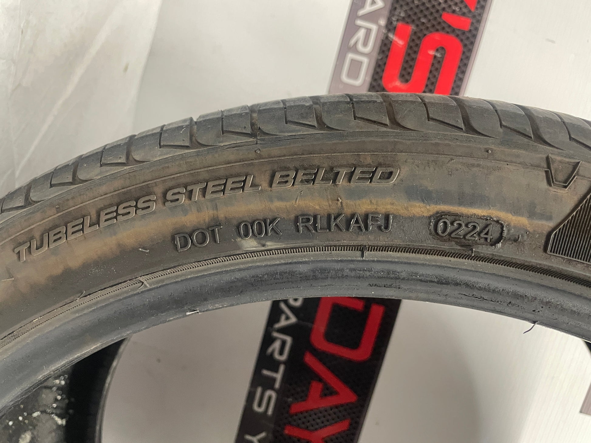 Tire West Lake SA-07 265/35ZR20 - Day's Parts Yard