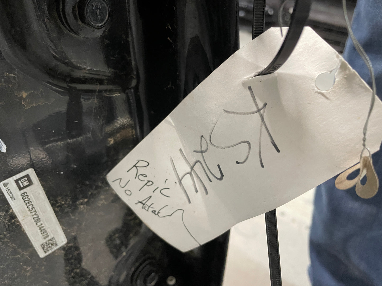 2008 Pontiac G8 GT LH Driver Rear Exterior Door OEM