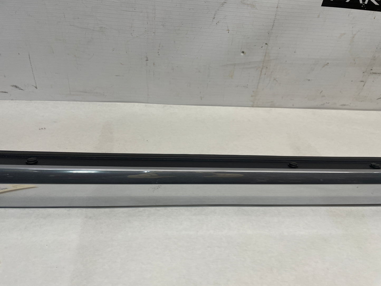 2018 Cadillac Escalade RH Chrome Roof Luggage Rack Rail Trim Molding OEM