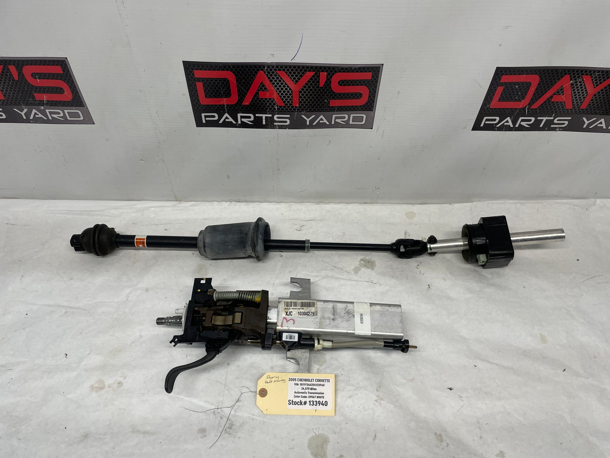 2005 Chevy C6 Corvette Telescopic Steering Column w/ Lower Shaft OEM - Day's Parts Yard