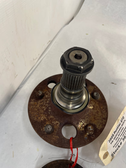 2005 Pontiac GTO Rear Wheel Axle Flange Hub OEM - Day's Parts Yard