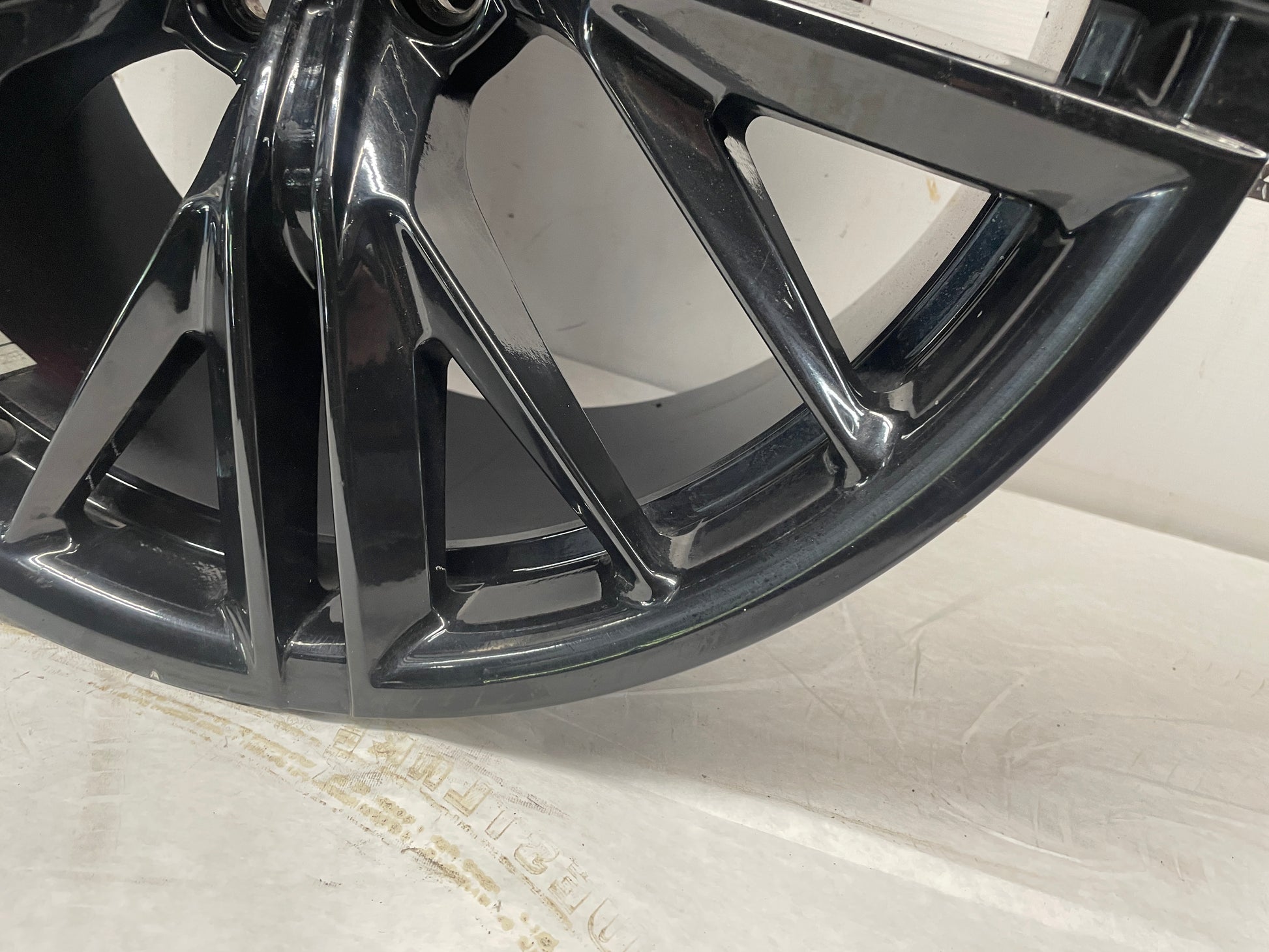 2020 Chevy Camaro SS LZ Replica Wheel 20X10 - Day's Parts Yard