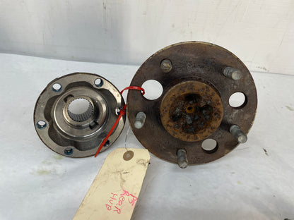 2005 Pontiac GTO Rear Wheel Axle Flange Hub OEM - Day's Parts Yard