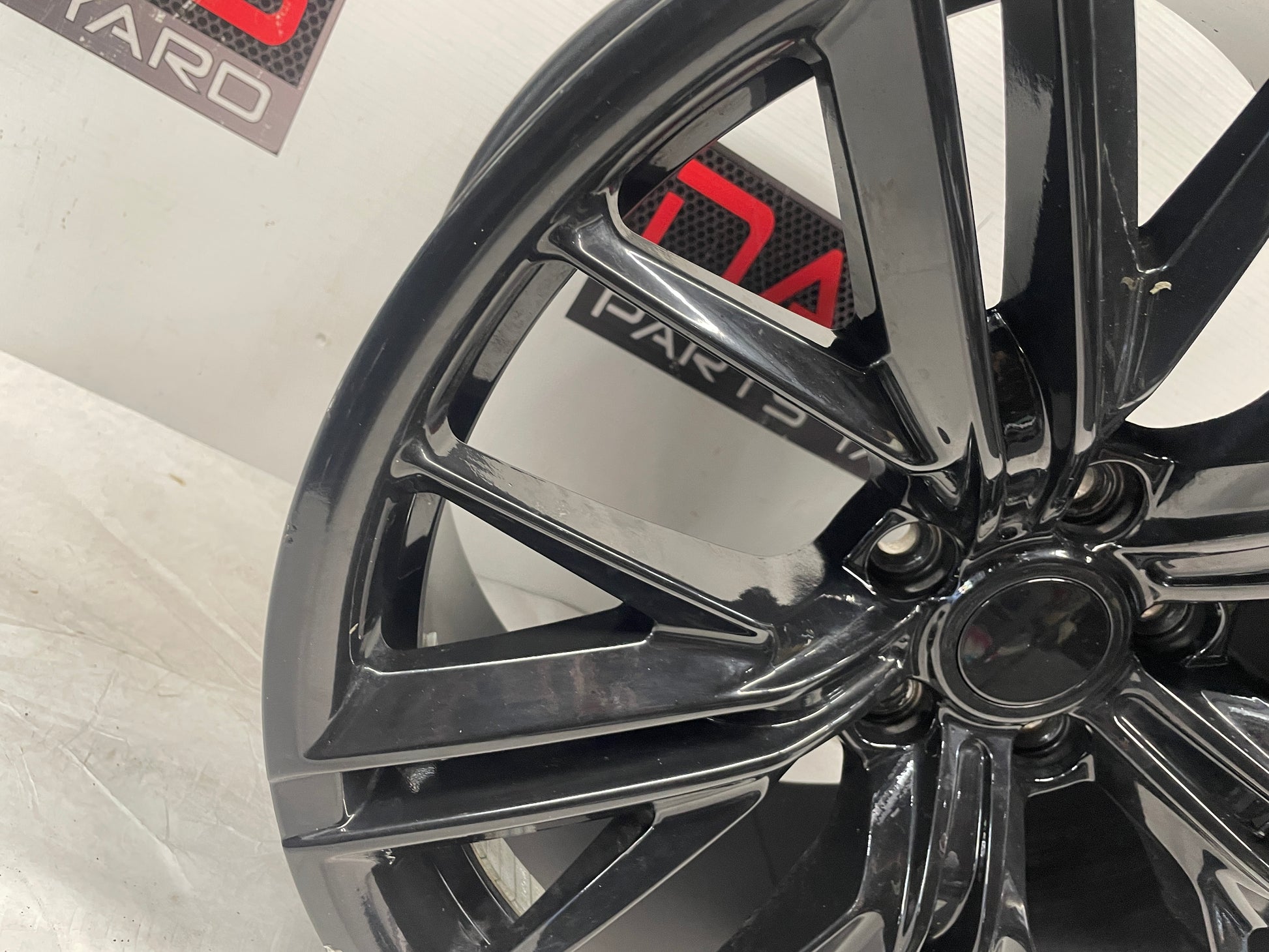 2020 Chevy Camaro SS LZ Replica Wheel 20X10 - Day's Parts Yard