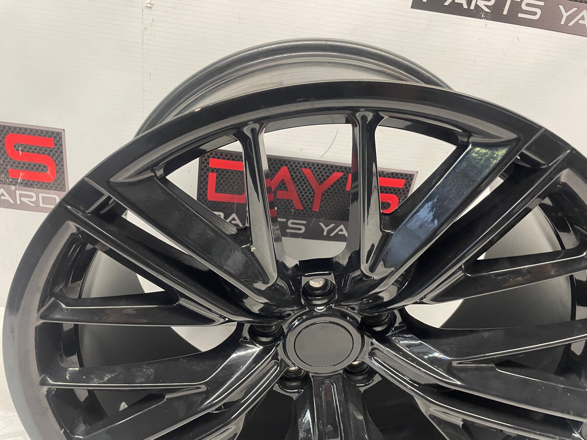 2020 Chevy Camaro SS LZ Replica Wheel 20X10 - Day's Parts Yard