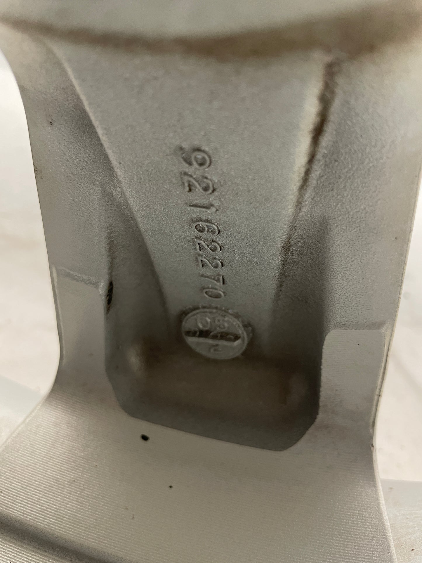 2005 Pontiac GTO Factory OEM Wheel 18X8