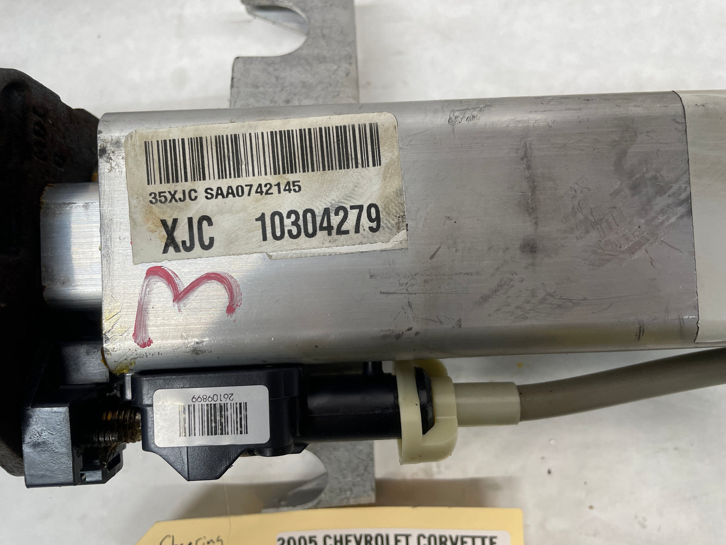 2005 Chevy C6 Corvette Telescopic Steering Column w/ Lower Shaft OEM - Day's Parts Yard