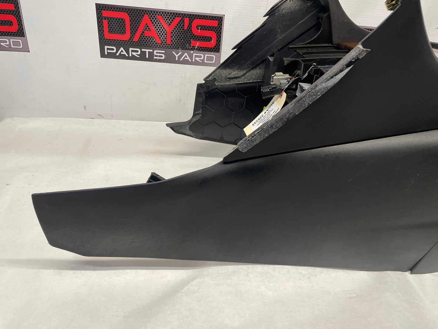 2018 Cadillac Escalade Black Center Console Armrest Assembly OEM