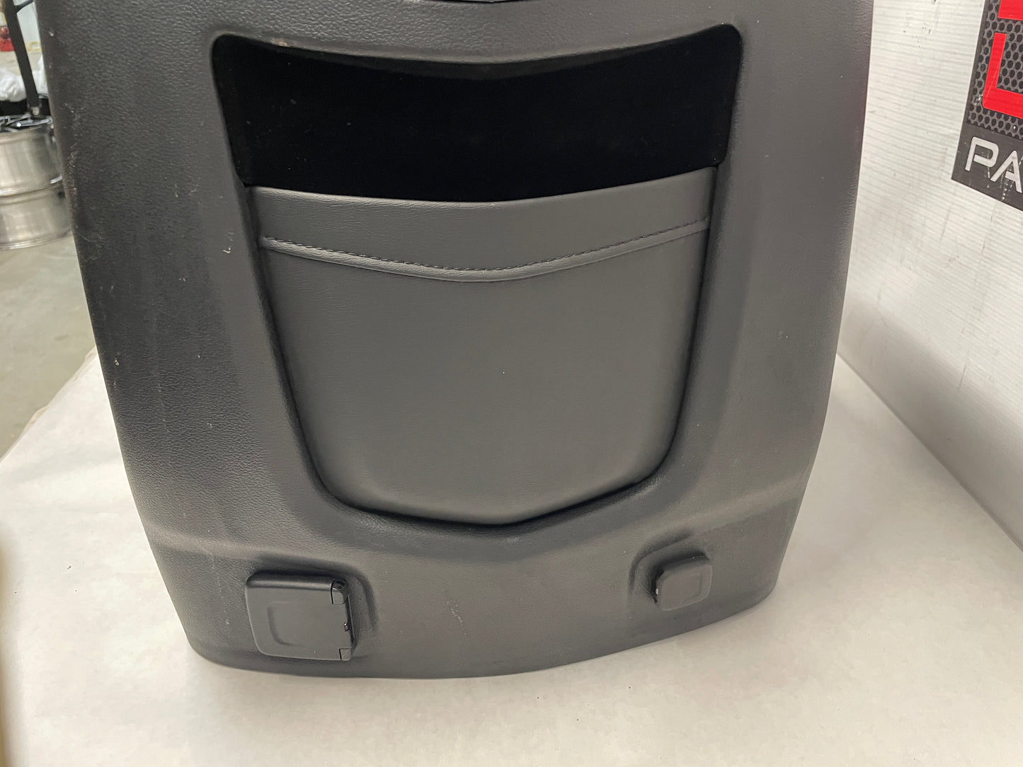 2018 Cadillac Escalade Black Center Console Armrest Assembly OEM