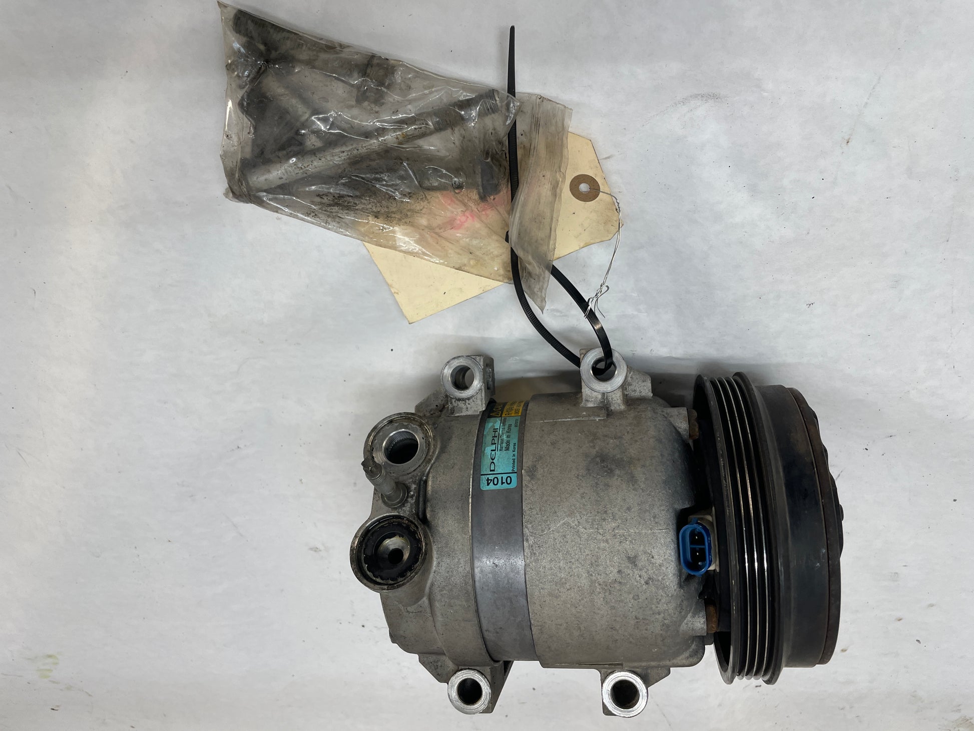 2005 Pontiac GTO AC Air Conditioner Compressor OEM - Day's Parts Yard