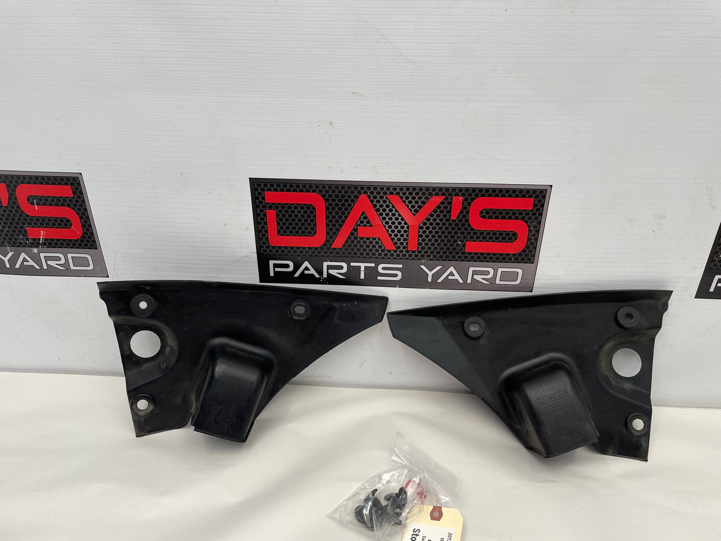 2013 Chevy Camaro SS Rear Bumper Taillight Filler RH & LH OEM - Day's Parts Yard