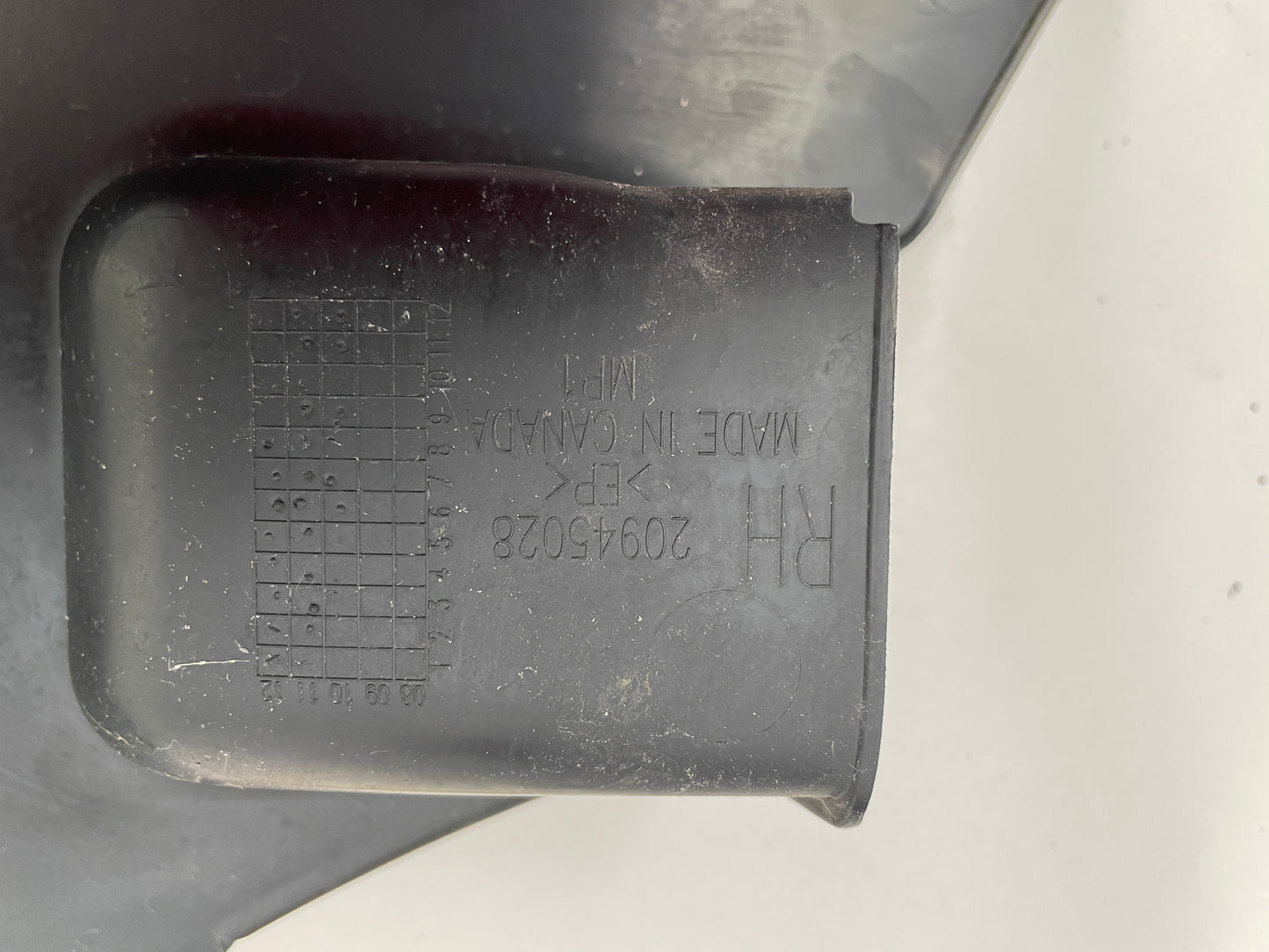 2013 Chevy Camaro SS Rear Bumper Taillight Filler RH & LH OEM - Day's Parts Yard