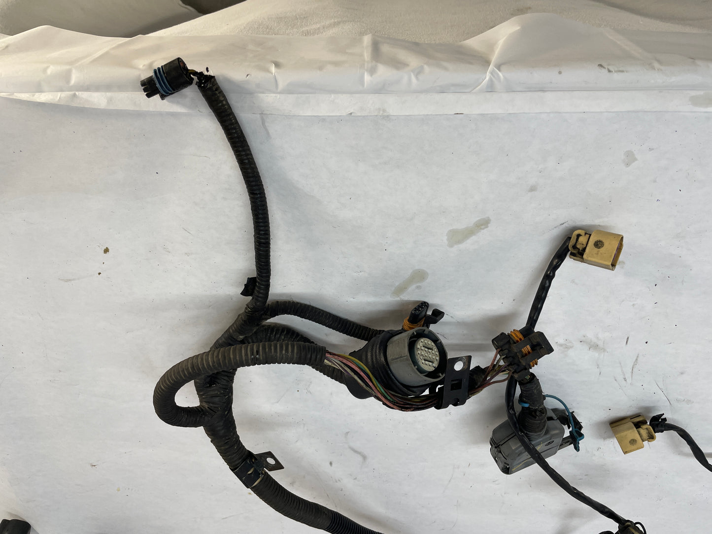 2005 Pontiac GTO Engine Motor Automatic Transmission Wire Wiring Harness OEM - Day's Parts Yard