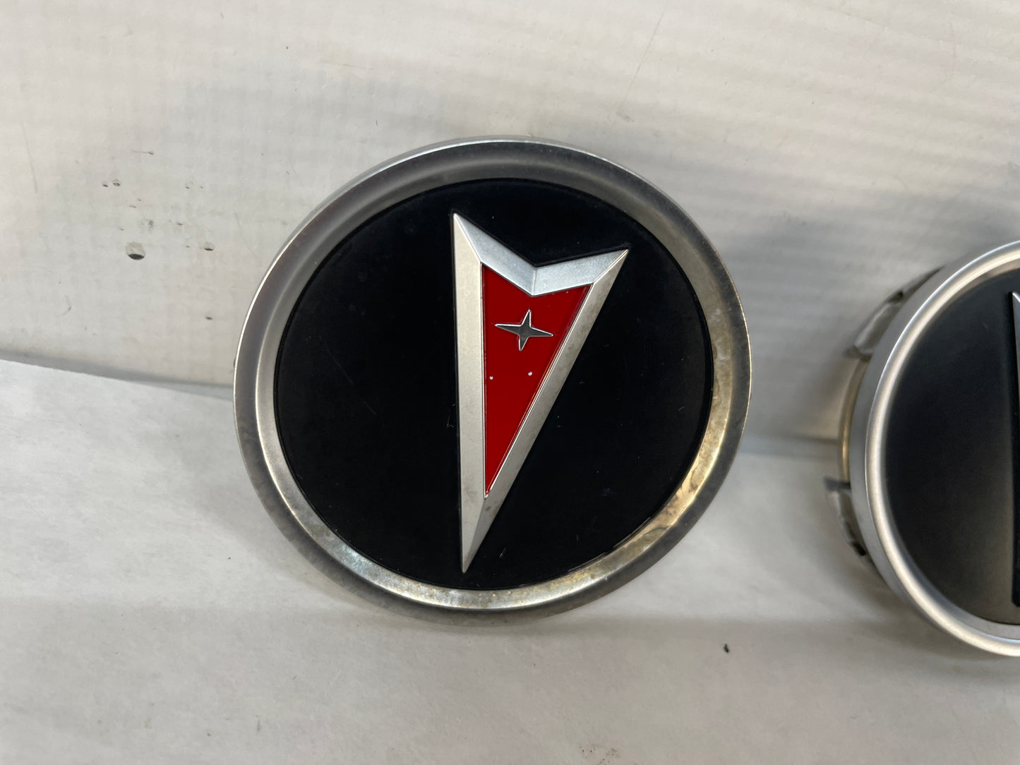 2005 Pontiac GTO Wheel Center Caps OEM