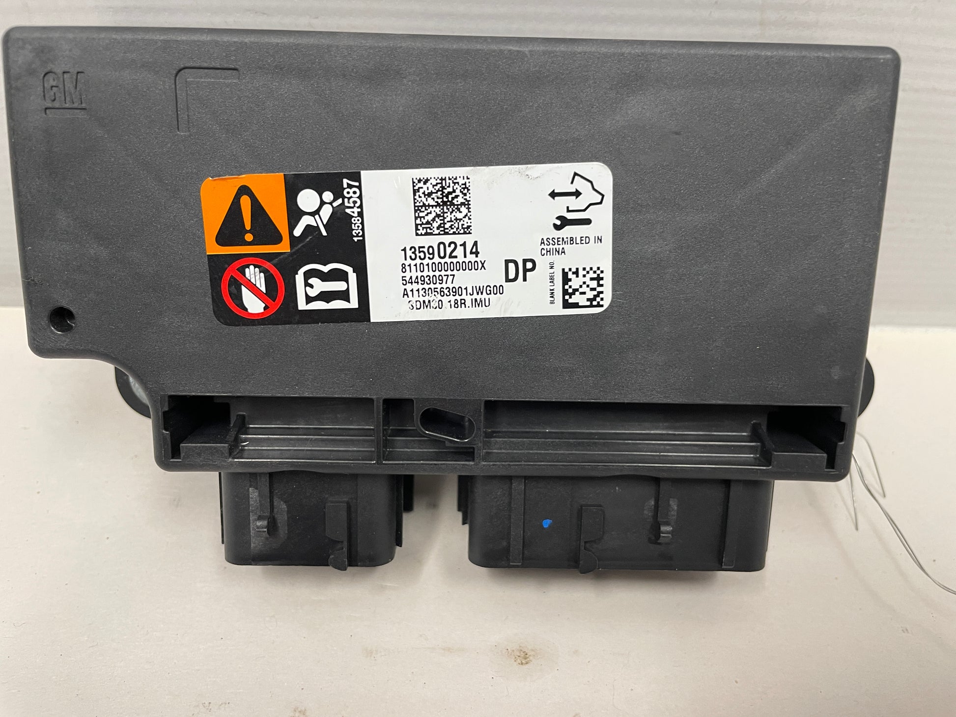 2014 Chevy SS Sedan Air Bag Airbag Control Diagnostic Module OEM - Day's Parts Yard