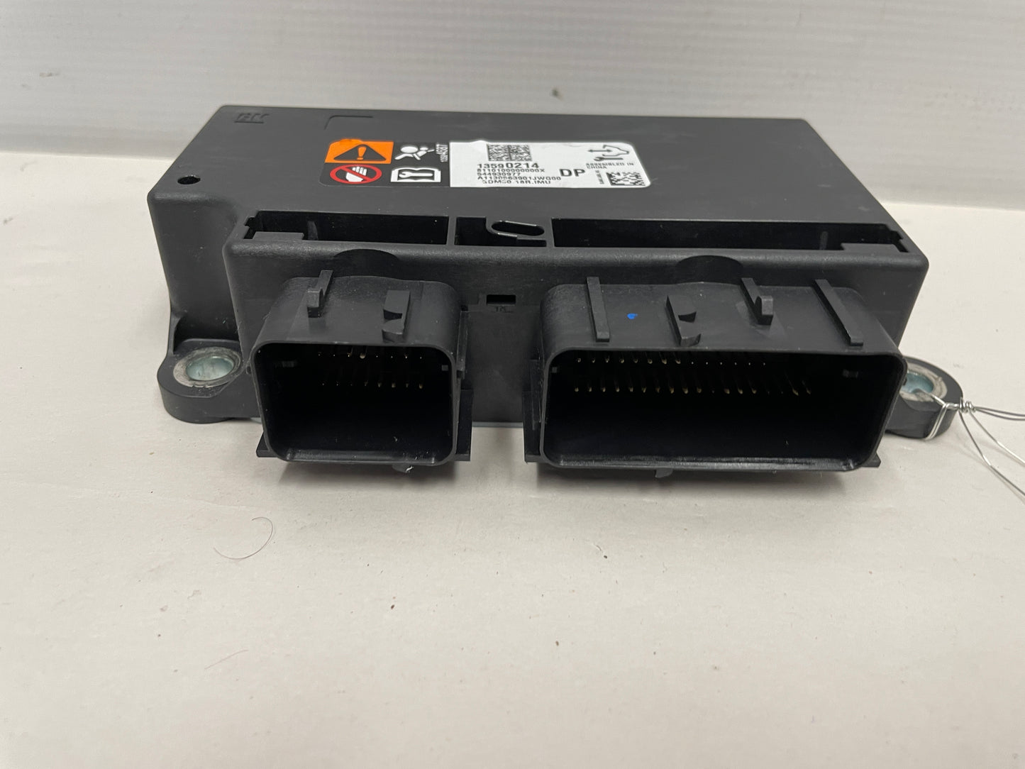 2014 Chevy SS Sedan Air Bag Airbag Control Diagnostic Module OEM - Day's Parts Yard
