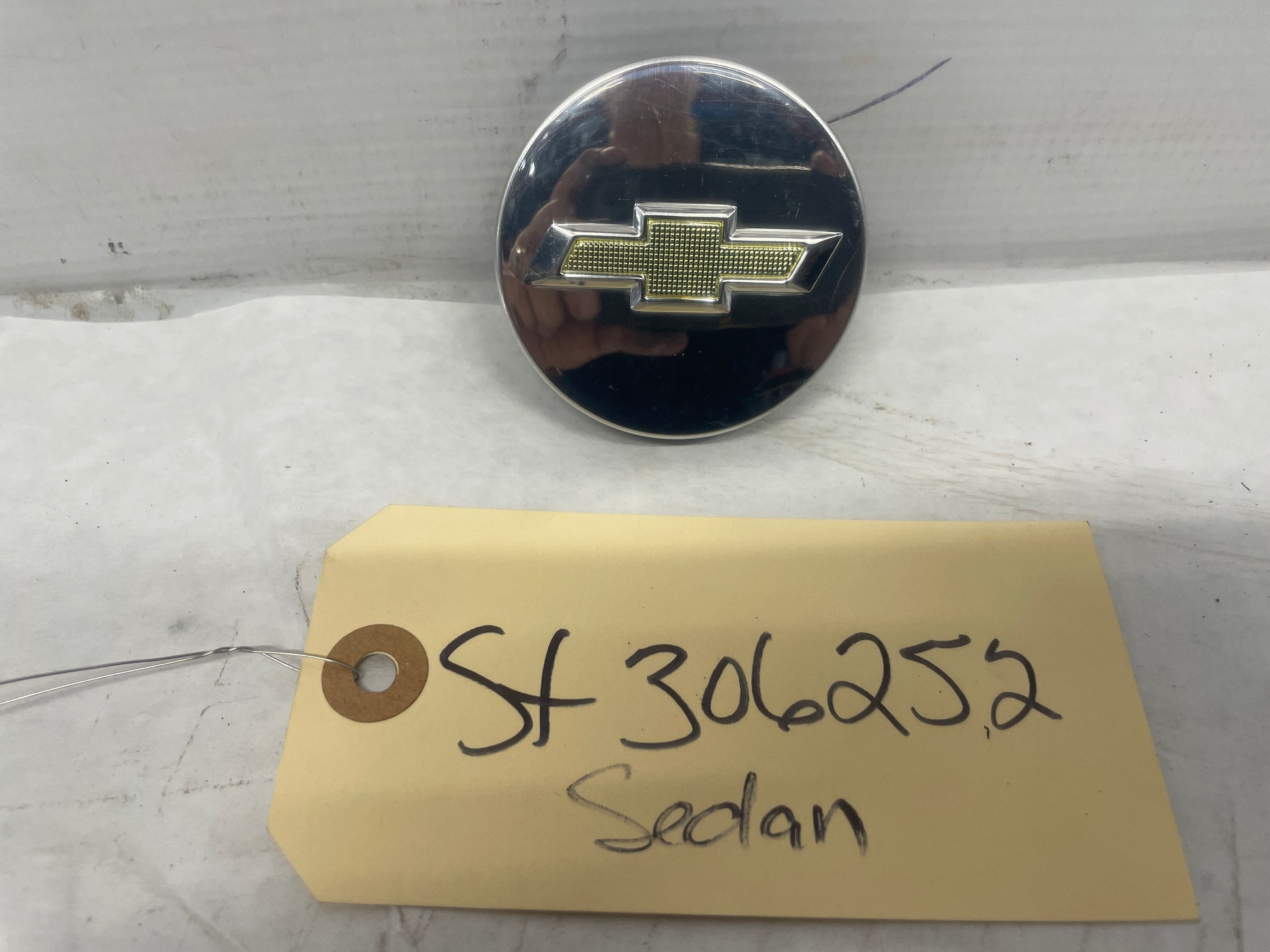 2017 Chevy SS Sedan Wheel Center Cap OEM - Day's Parts Yard