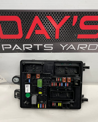 2014 Chevy SS Sedan Rear Fuse Box Relay OEM