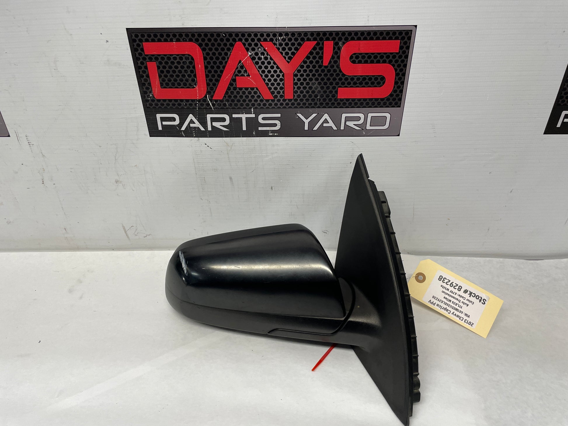 2013 Chevy Caprice PPV RH Passenger Exterior Side Mirror OEM - Day's Parts Yard